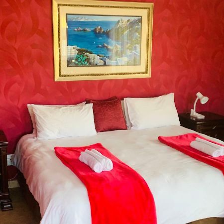 Bella Casa Guesthouse Йоханесбург Екстериор снимка