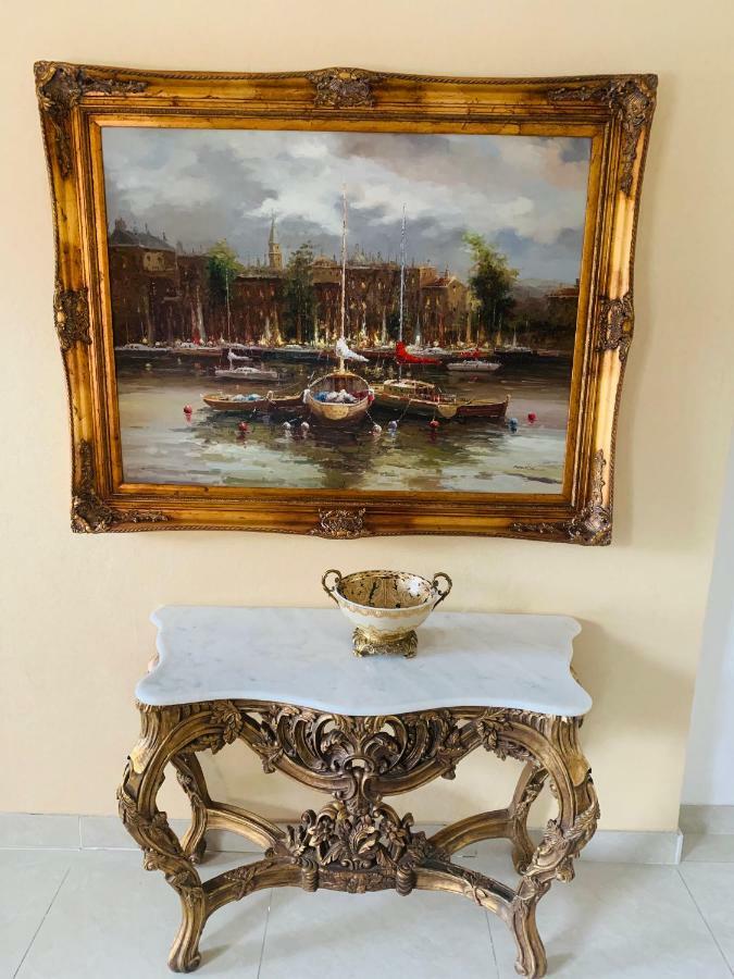 Bella Casa Guesthouse Йоханесбург Екстериор снимка